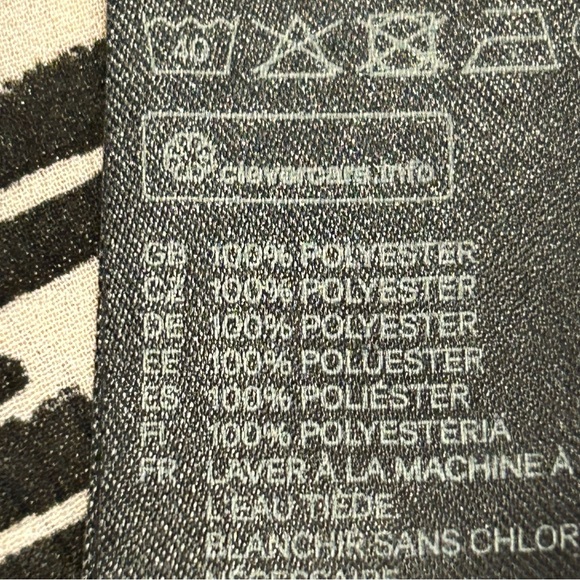 H&M Black White Chevron Pattern Button-up Sleeveless Blouse 14 - Picture 5 of 7